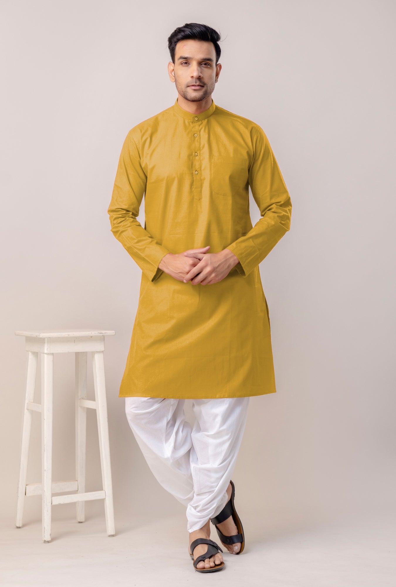 Men’s Kurta in Gold – Solid Color, Premium Look