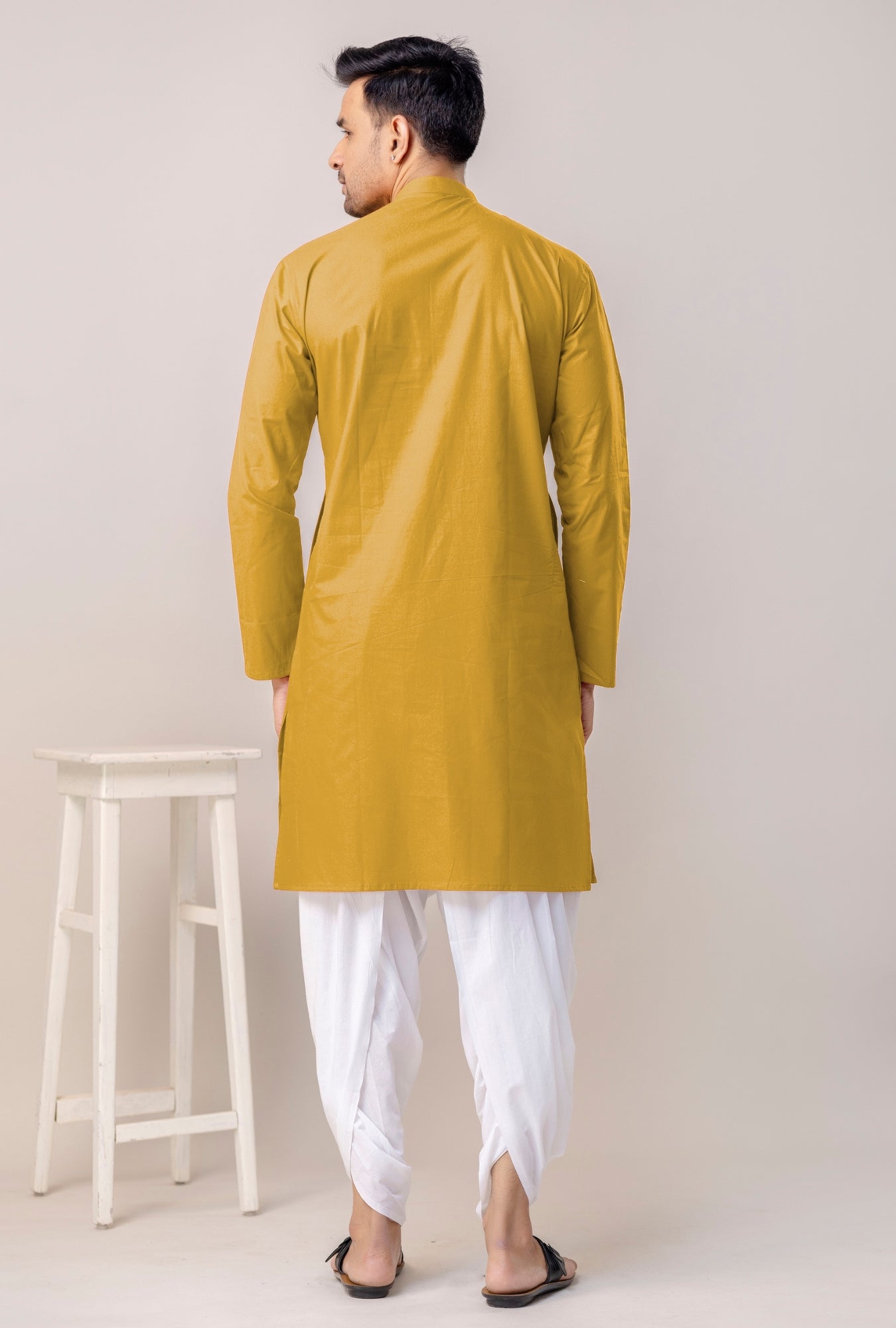 Men’s Kurta in Gold – Solid Color, Premium Look