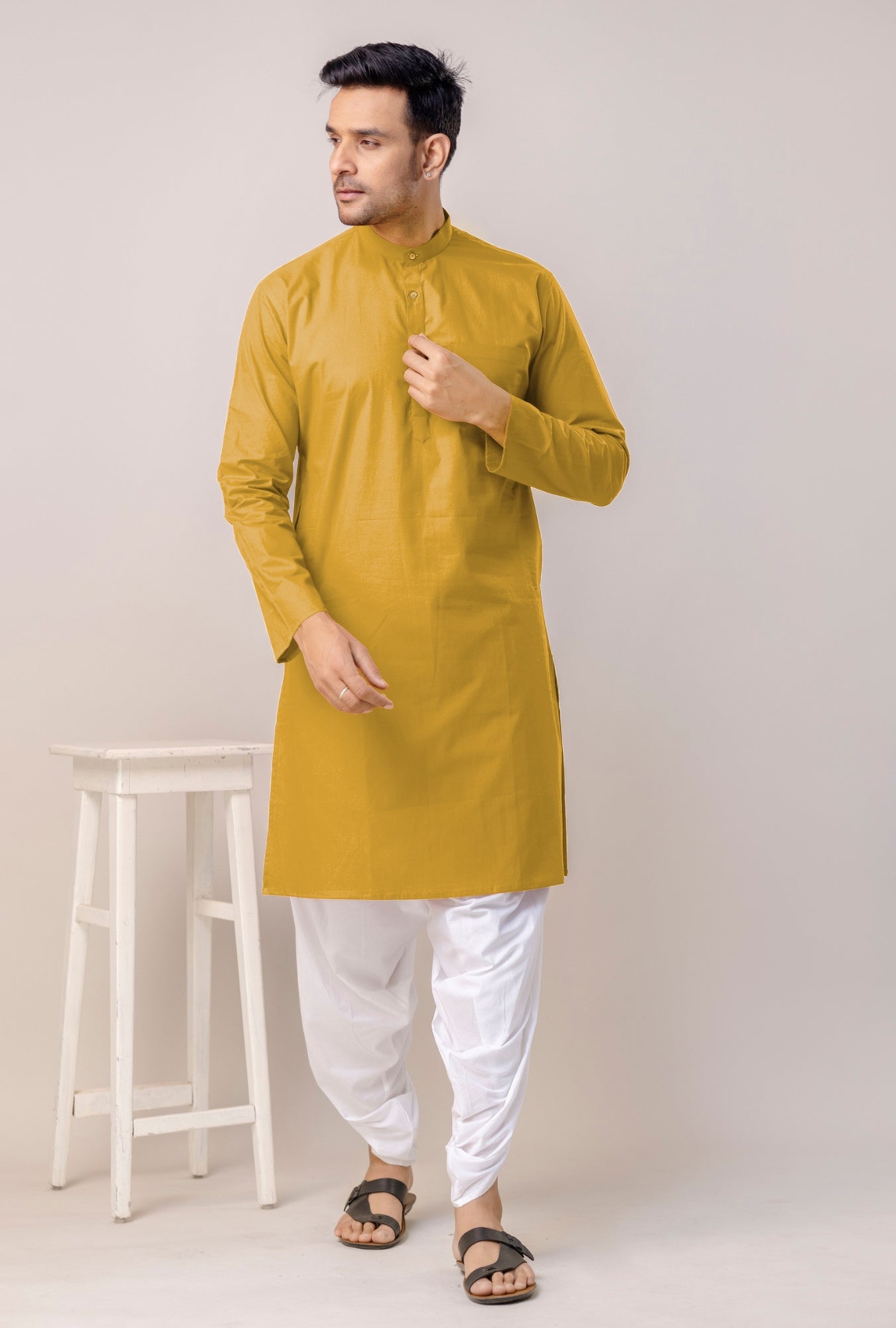 Men’s Kurta in Gold – Solid Color, Premium Look